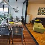 Bob Luxury Design & Sea View * Split